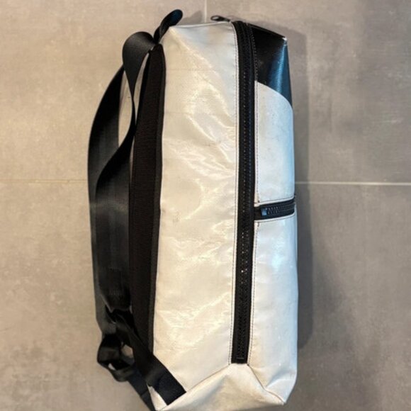 Freitag F49 Rucksackcc - Picture 5 of 5